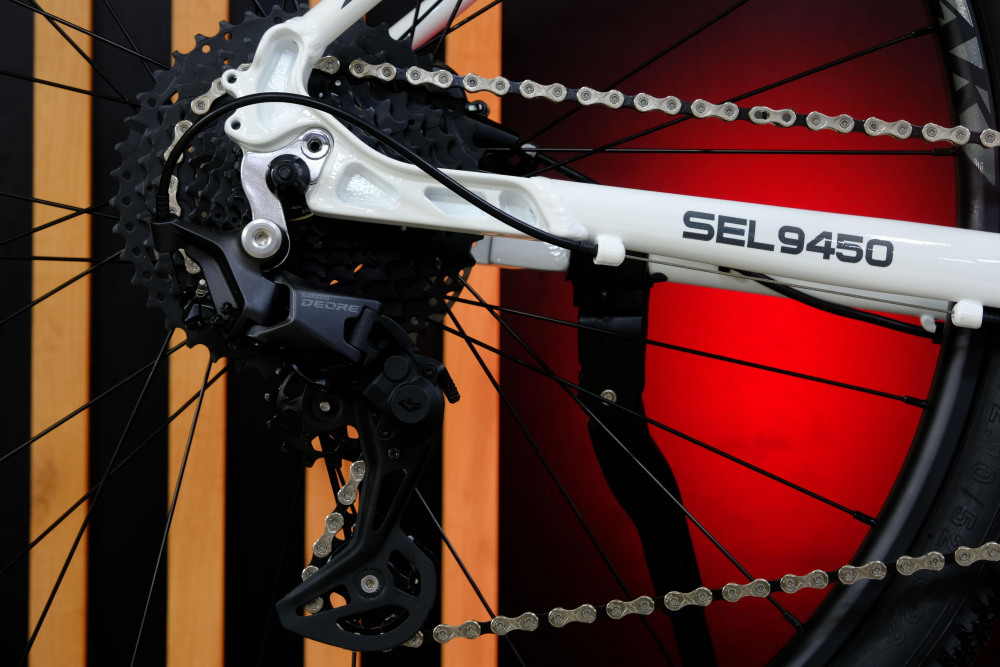 LORAK Sel 9450 SE Белый рама 17 (на рост 155-173)