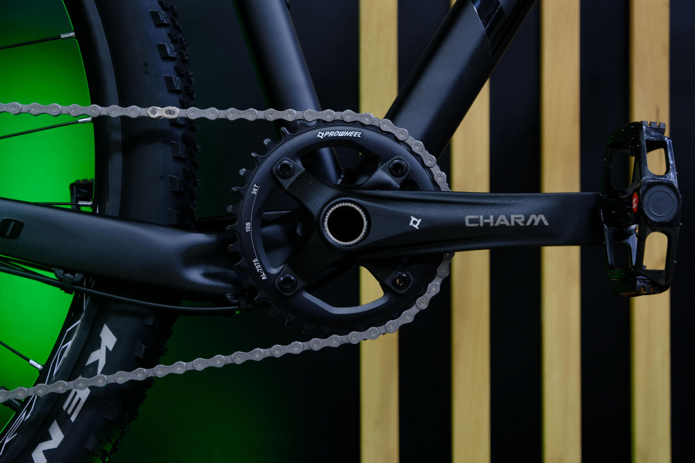 LORAK Sel 9880 Матовый Зелёный/Чёрный рама 21 (на рост 183-190)